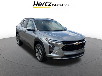 Used 2025 Chevrolet Trax LT