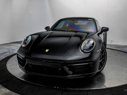 Used 2020 Porsche 911 Carrera 4S image 3