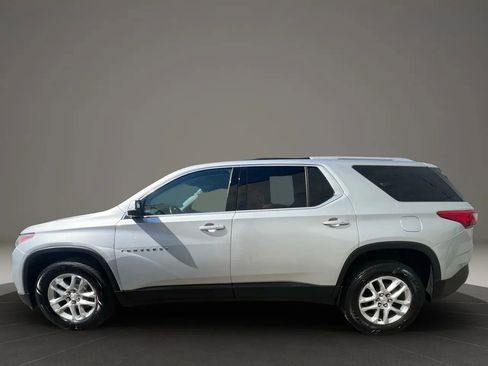 Used 2018 Chevrolet Traverse LT image 8