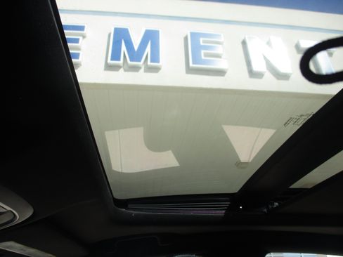 Used 2015 Chrysler 200 S w/ Navigation & Sound Group I image 18