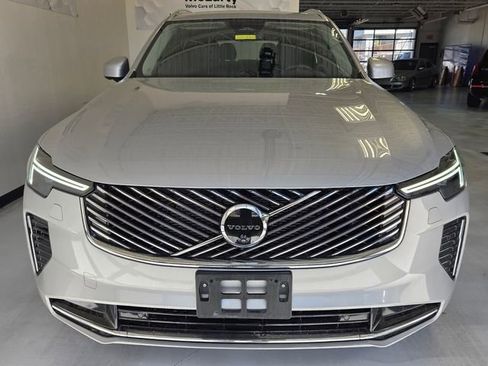 Certified 2025 Volvo XC90 B6 Plus image 5