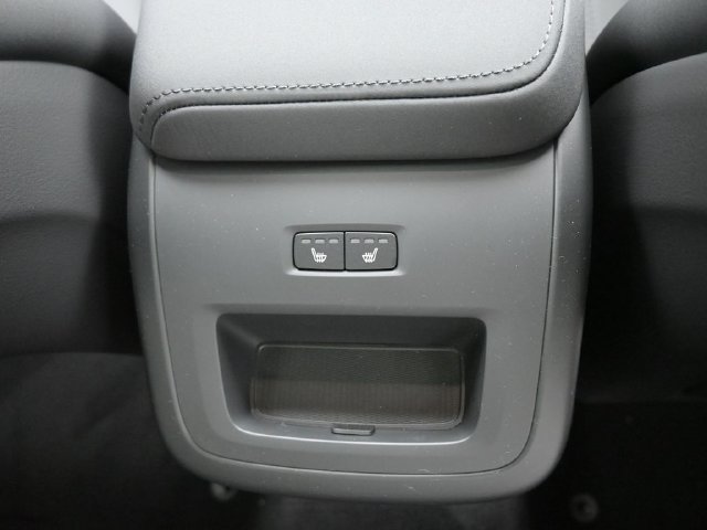 New 2026 Volvo XC60 B5 Core w/ Climate Package AWD/4WD image 34