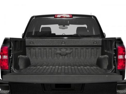 Used 2018 Chevrolet Silverado 1500 Custom w/ Custom Value Package image 15