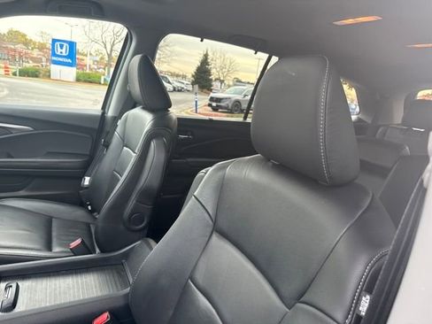 Certified 2022 Honda Pilot Special Edition image 13