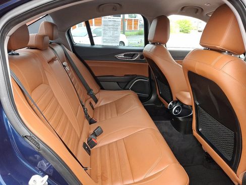 Used 2018 Alfa Romeo Giulia Ti Sport w/ Quick Order Package 22S Sport image 15