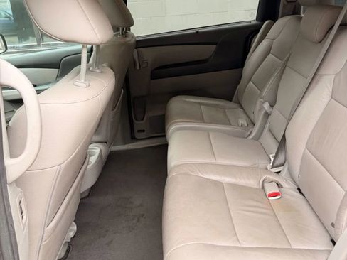 Used 2013 Honda Odyssey EX-L image 17