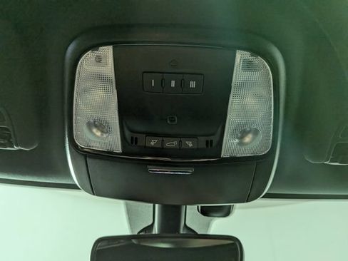 Used 2025 Dodge Durango GT AWD/4WD image 8