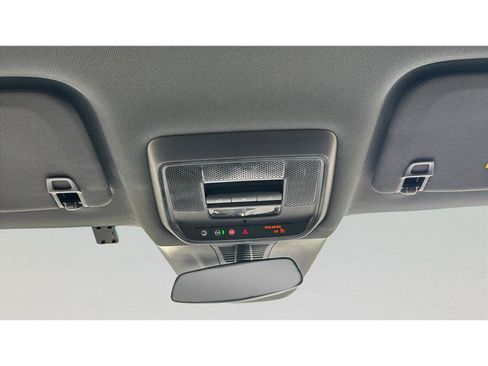 Used 2024 Chevrolet Blazer EV LT AWD/4WD image 28