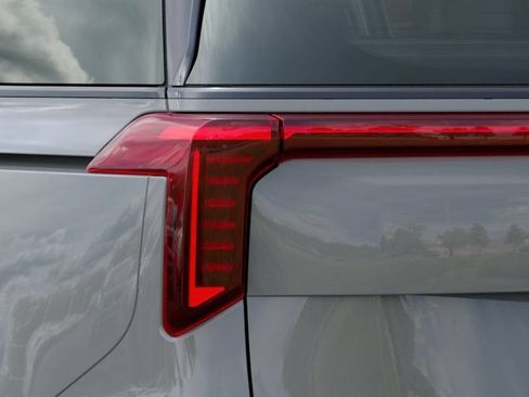 New 2026 Kia Carnival SX Prestige FWD image 12