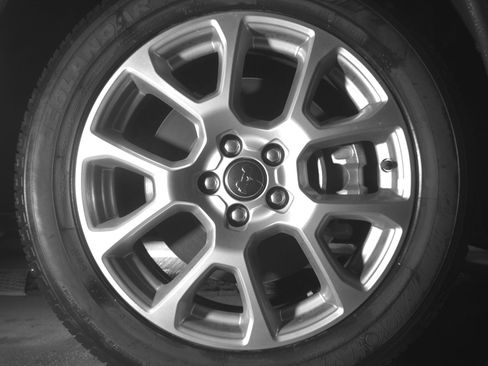 Used 2025 Jeep Compass Limited image 13