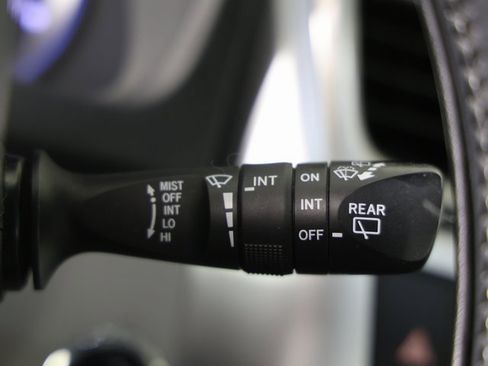 Used 2018 Toyota Highlander Limited image 22