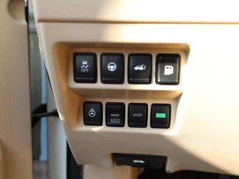 Used 2019 Nissan Rogue SL w/ Premium Package image 24