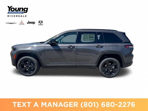 New 2026 Jeep Grand Cherokee Limited w/ Limited Altitude Package AWD/4WD image 2