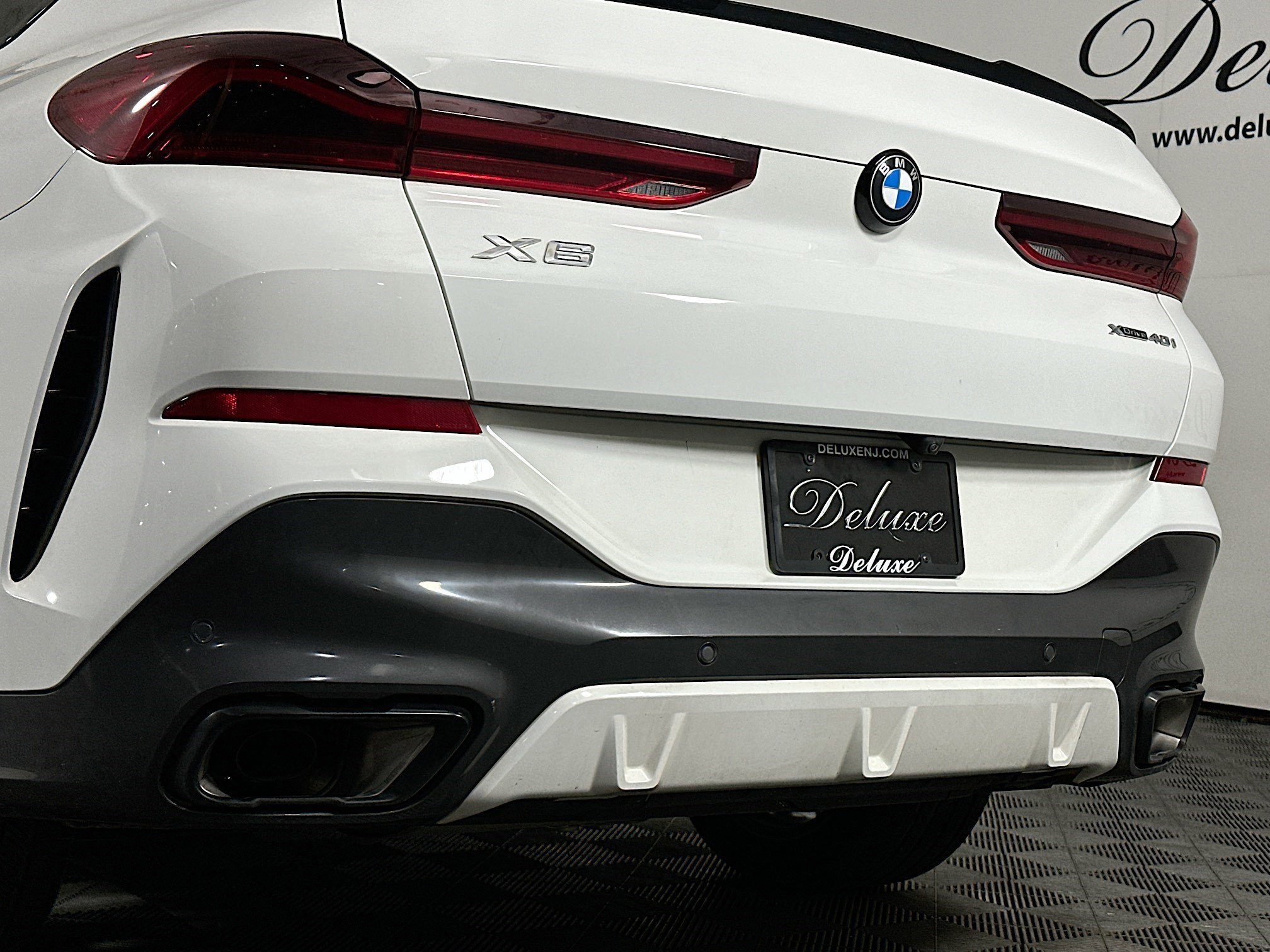 Used 2024 BMW X6 xDrive40i w/ Executive Package AWD/4WD image 25