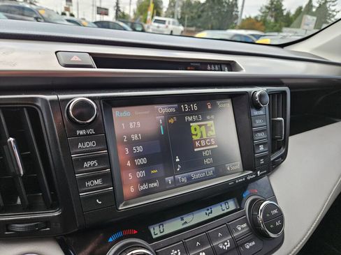 Used 2017 Toyota RAV4 XLE w/ Convenience Package AWD/4WD image 23