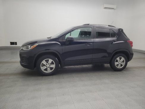 Used 2022 Chevrolet Trax LT w/ Driver Confidence Package AWD/4WD image 2