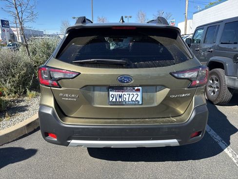 Used 2024 Subaru Outback Limited image 3
