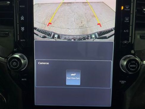 New 2026 RAM 1500 4x4 Crew Cab image 15