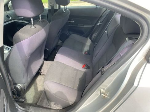 Used 2014 Chevrolet Cruze LT FWD image 9