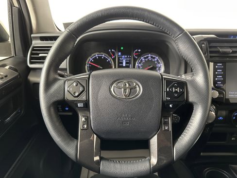 Used 2022 Toyota 4Runner TRD Off-Road Premium image 12