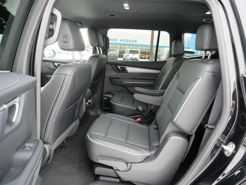 Used 2025 Buick Enclave Preferred image 34