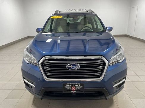 Used 2019 Subaru Ascent Premium AWD/4WD image 2