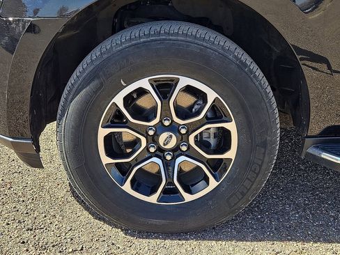 Used 2022 Ford Expedition Max XLT image 10