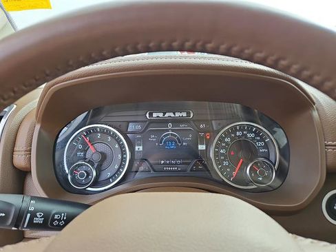 Used 2022 RAM 1500 Laramie image 15