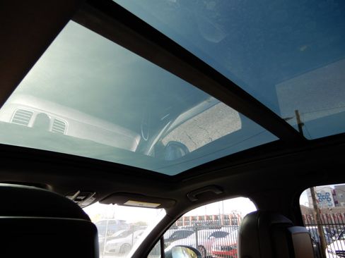 Used 2019 Porsche Cayenne image 22