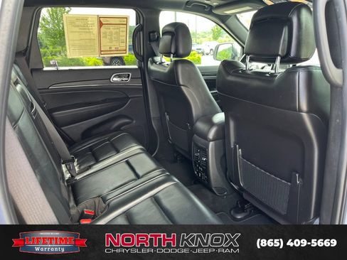 Used 2021 Jeep Grand Cherokee Limited w/ Luxury Group II RWD image 25