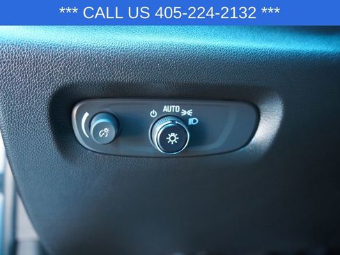 Used 2023 Chevrolet Traverse Premier w/ Redline Edition FWD image 33