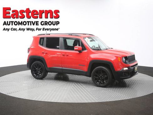 Used 2018 Jeep Renegade Altitude AWD/4WD image 48