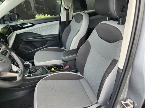 Certified 2024 Volkswagen Taos S image 24