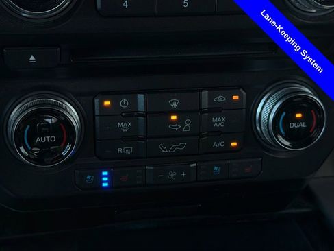 Used 2018 Ford F150 Platinum w/ Equipment Group 701A Luxury image 20