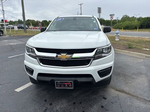 Used 2019 Chevrolet Colorado W/T w/ WT Convenience Package RWD image 8