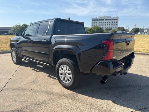 Certified 2025 Toyota Tacoma SR5 RWD image 4
