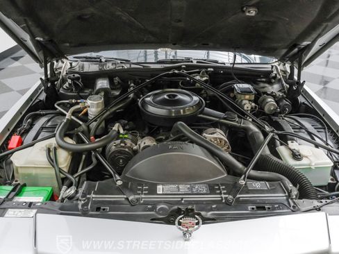 Used 1991 Cadillac Brougham image 37