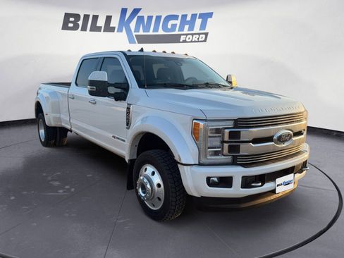 Used 2019 Ford F450 Limited image 7