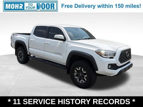 Used 2021 Toyota Tacoma TRD Off-Road w/ Technology Package AWD/4WD image 8