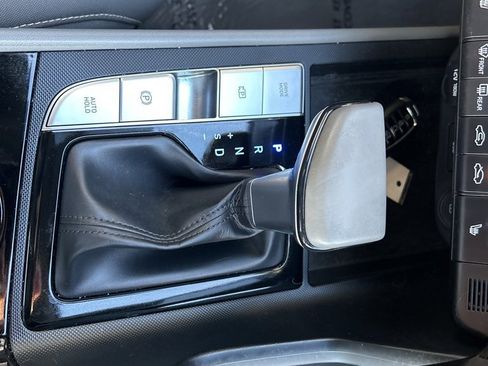 Certified 2021 Hyundai Elantra SEL w/ Convenience Package image 20