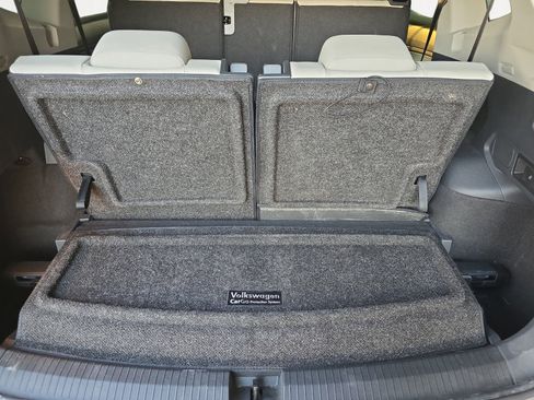 Used 2021 Volkswagen Tiguan SEL image 10