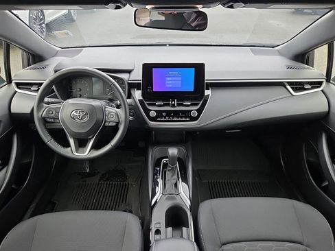 Used 2025 Toyota Corolla SE image 5