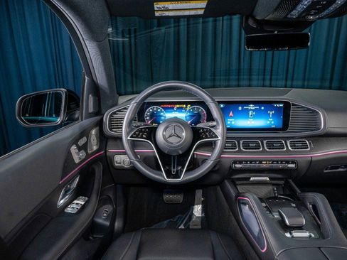 Certified 2025 Mercedes-Benz GLS 450 4MATIC image 15