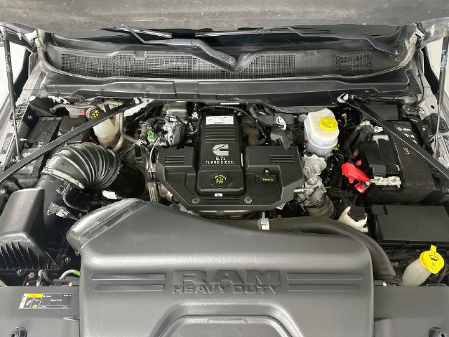 Used 2024 RAM 2500 Laramie w/ Safety Group AWD/4WD image 29