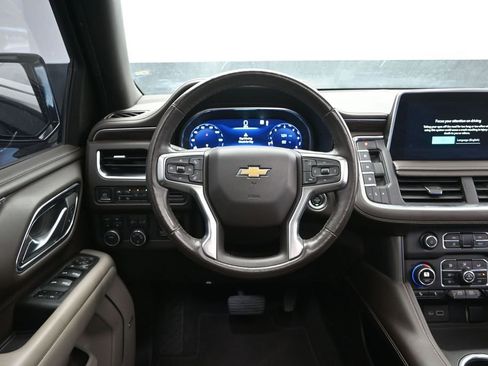 Used 2022 Chevrolet Tahoe LT w/ LT Signature Package AWD/4WD image 31