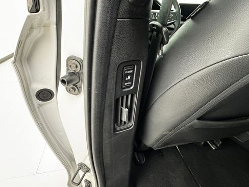 Used 2024 Honda Odyssey Sport image 13