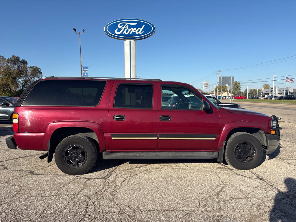Used 2005 Chevrolet Suburban LS w/ Preferred Equipment Group AWD/4WD image 1