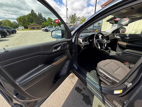 Used 2019 GMC Acadia SLE AWD/4WD image 10