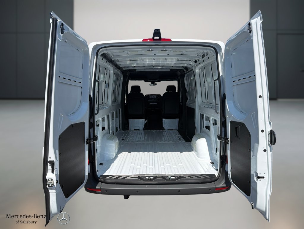 New 2026 Mercedes-Benz Sprinter 2500 image 18