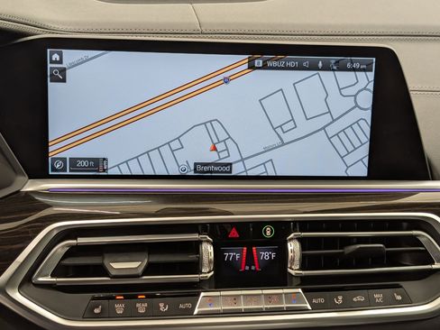 Used 2021 BMW X5 xDrive40i w/ Premium Package image 25